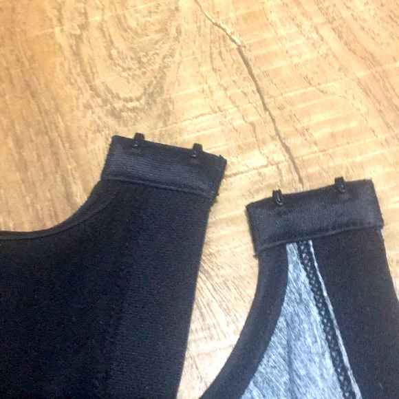 2 Athletic works bras 36C - Picture 7 of 7